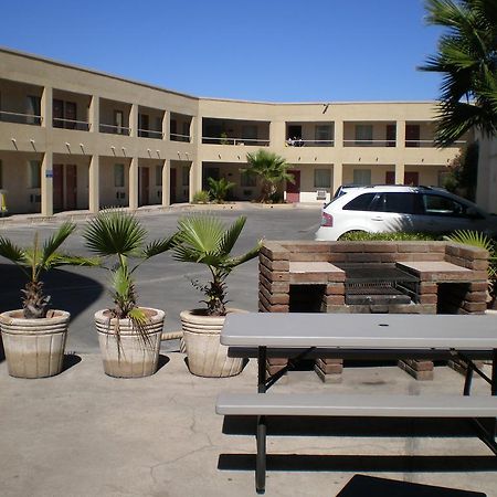 American Inn Hotel & Suites Parral Eksteriør billede