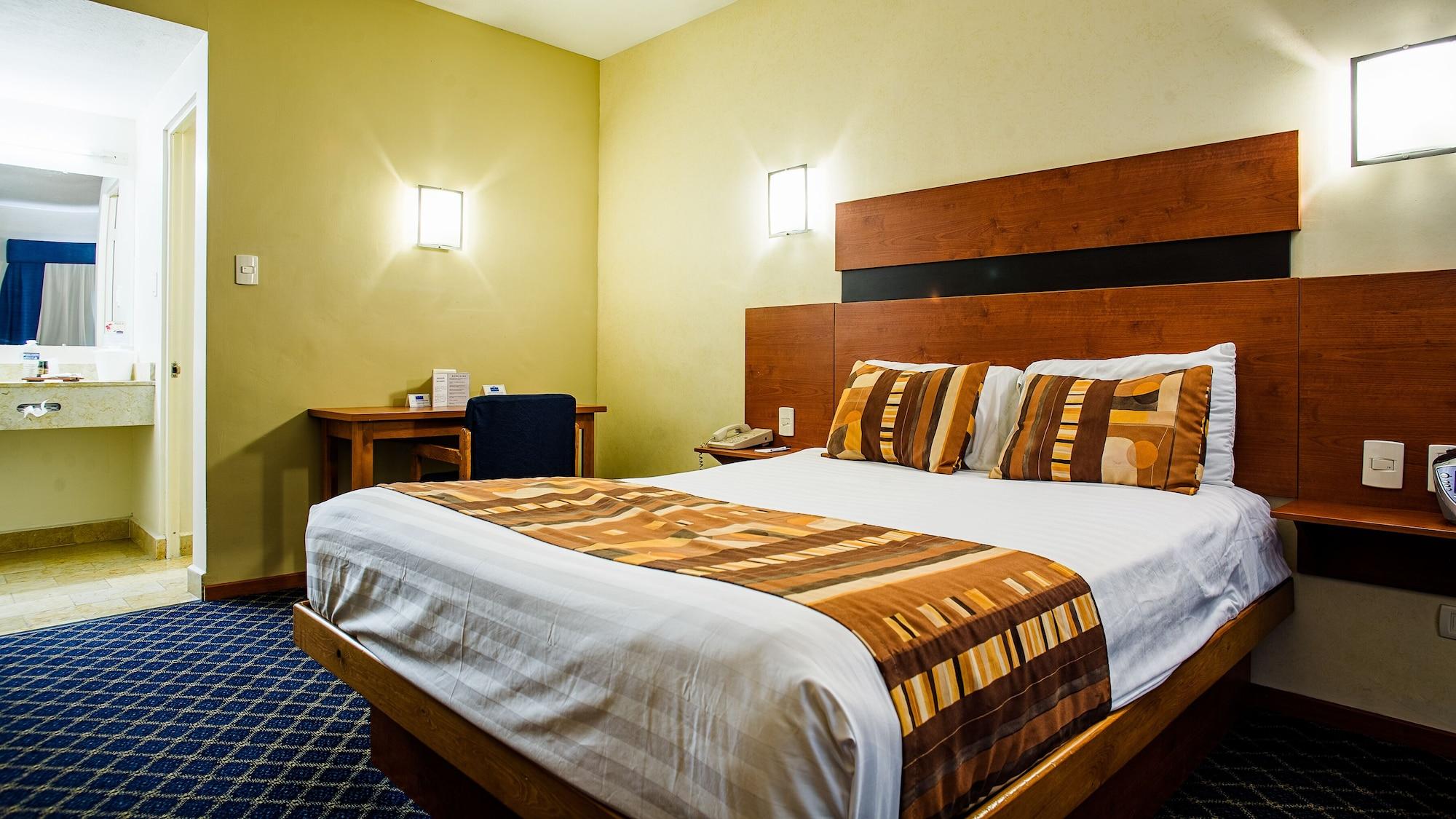 American Inn Hotel & Suites Parral Eksteriør billede