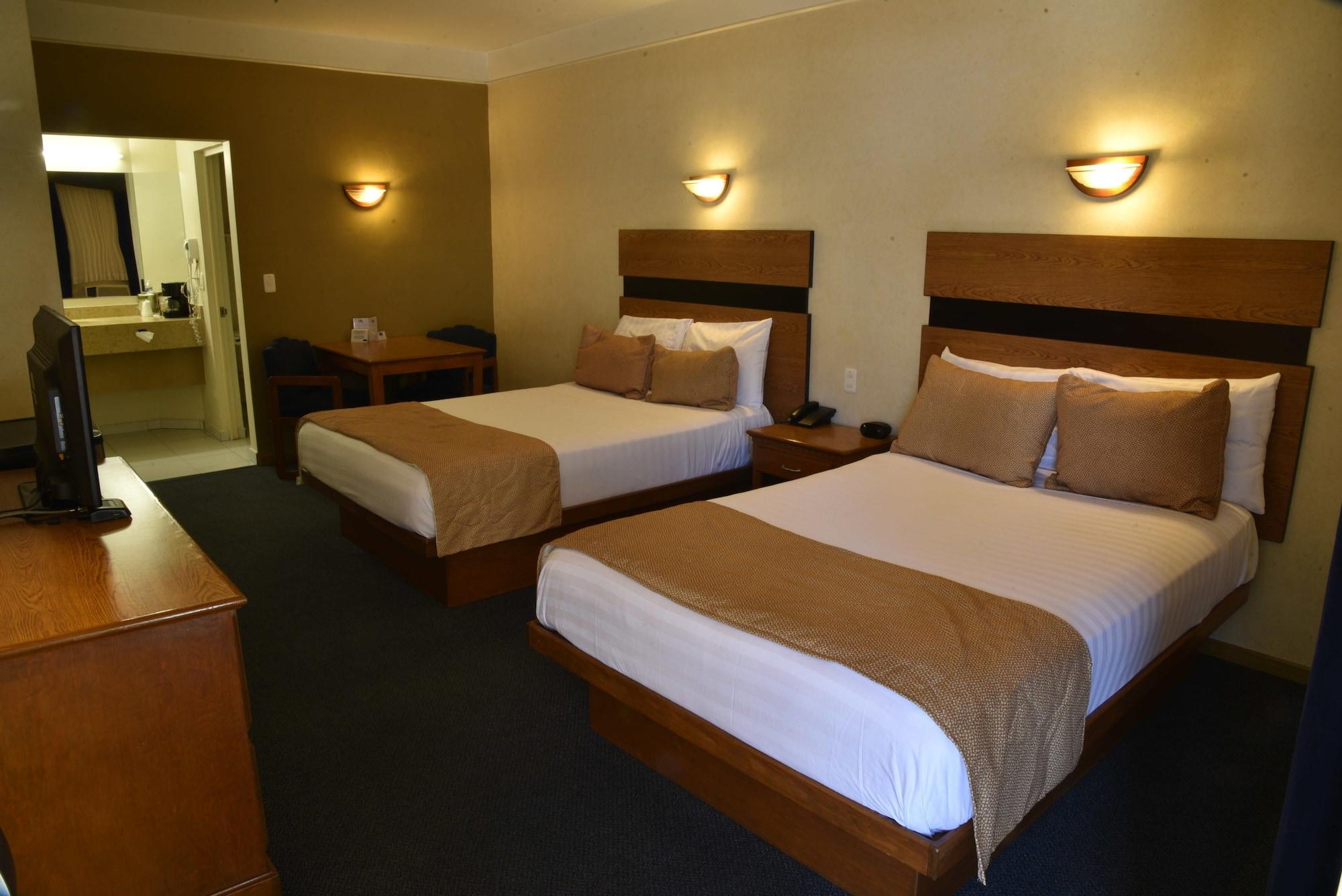 American Inn Hotel & Suites Parral Eksteriør billede